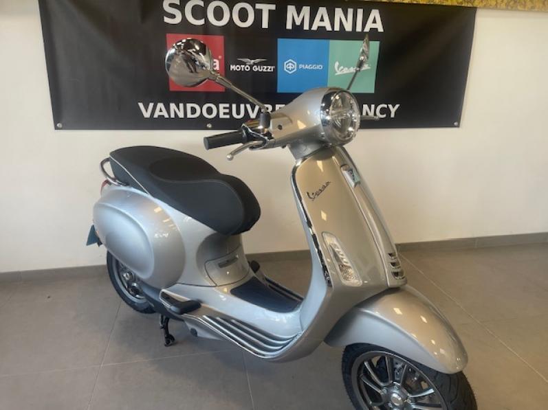 VESPA PRIMAVERA ELETTRICA 70 - 191 km - leasing 76 € / mois*