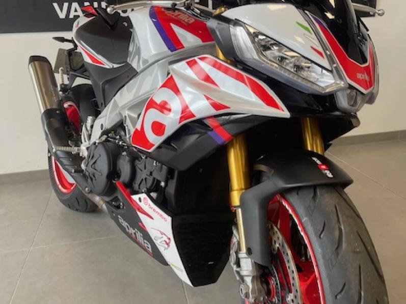 APRILIA TUONO 1100 V4 FACTORY / CREDIT 184 EUROS/MOIS *